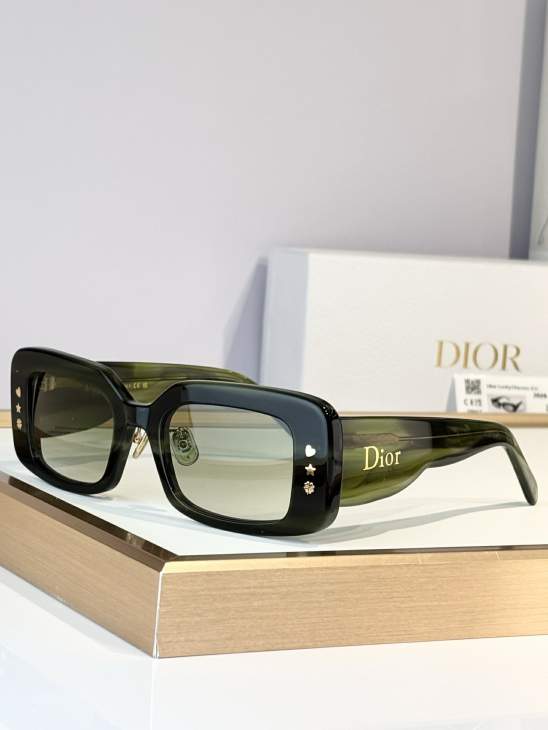 Picture of Dior Sunglasses _SKUfw79722228fw